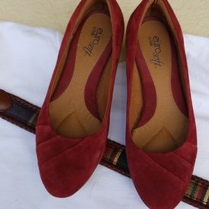 Wine suede pumps Sz 6.5m